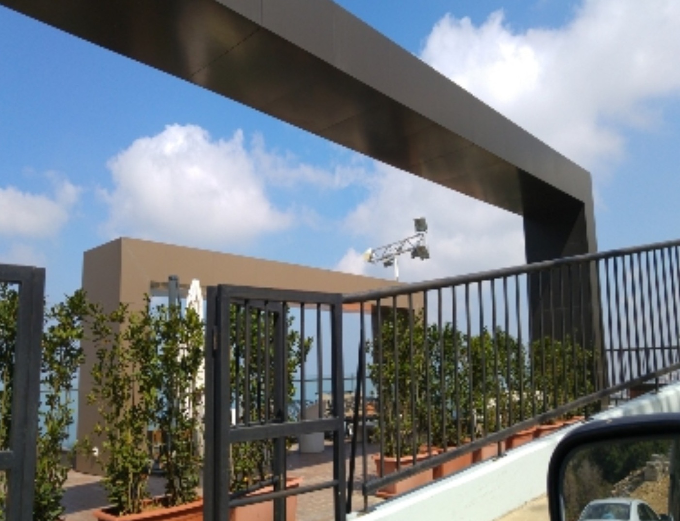 Custom aluminum pergola and louver installation